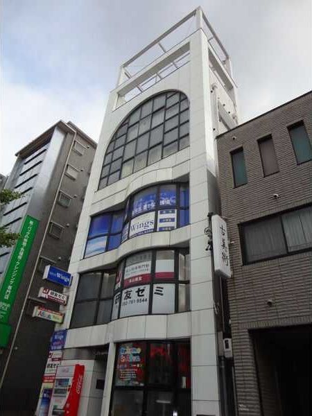 Js本山の外観画像