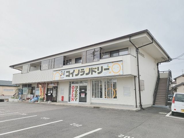 新靖ビルの外観画像