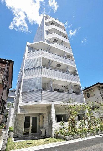 ベルグレードKS TREの外観画像