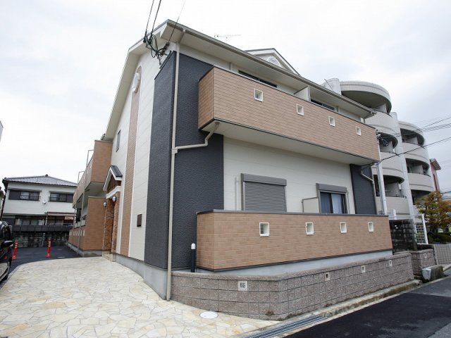 レオパレス柴原LA1の外観画像