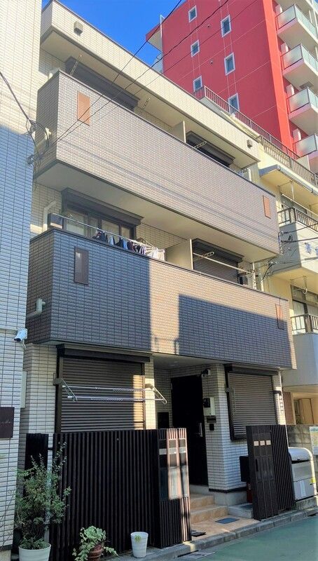 グローリッチの外観画像