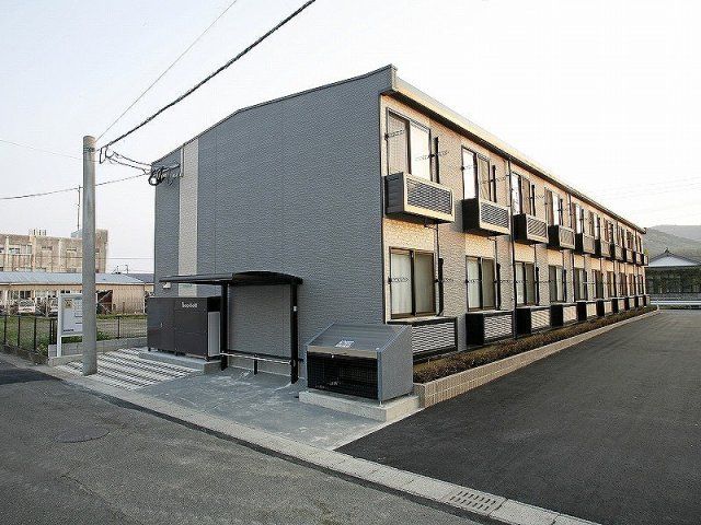 レオパレス出水中央の外観画像
