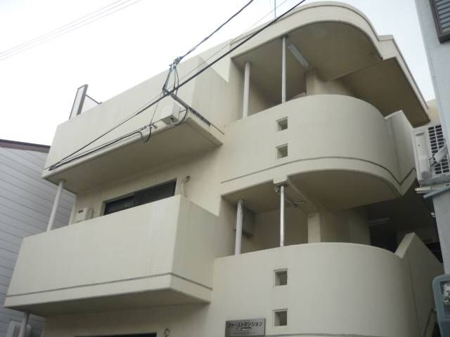 ファーストマンションの外観画像