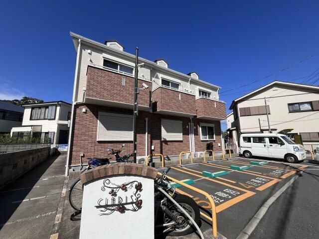 Clarisの外観画像