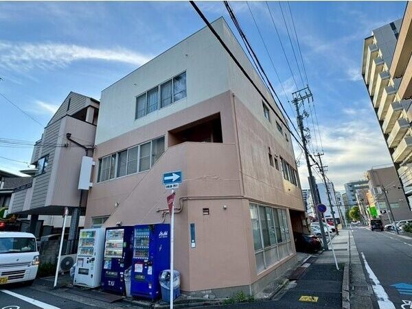 川出ビルの外観画像