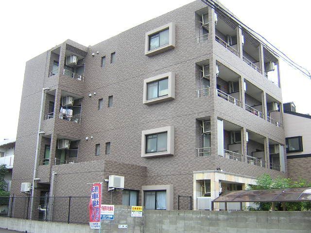 クレアトゥール地行の外観画像