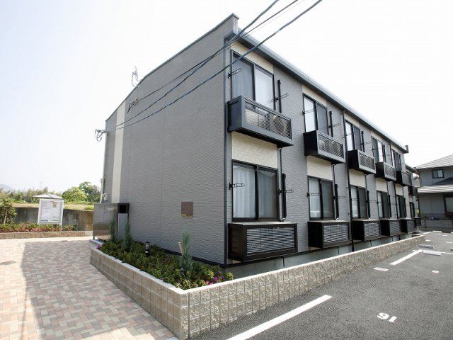 レオパレス曲野Ⅱの外観画像