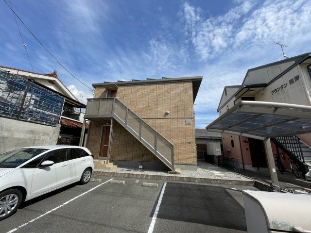 プリムール西野の外観画像