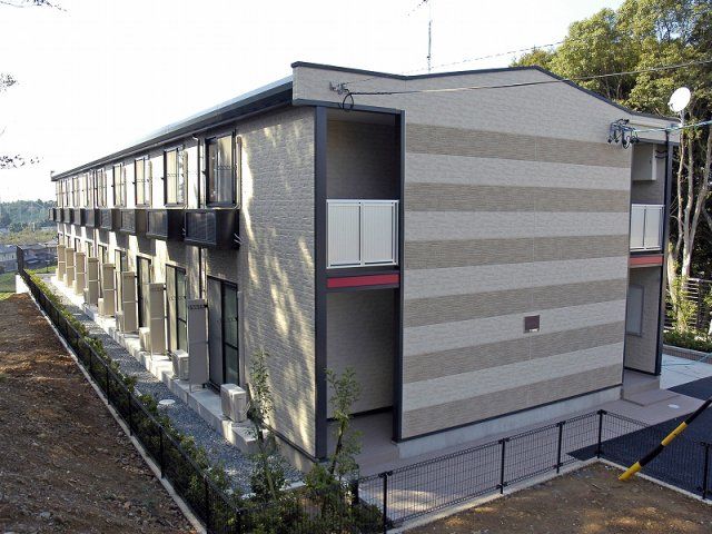 レオパレスコスモステュディオの外観画像