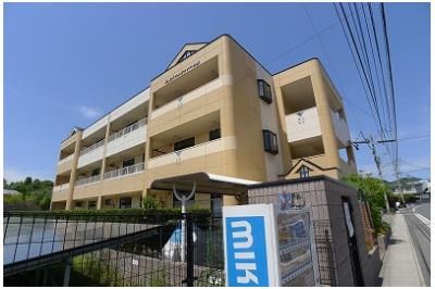 ロイヤルシャトー片山の外観画像