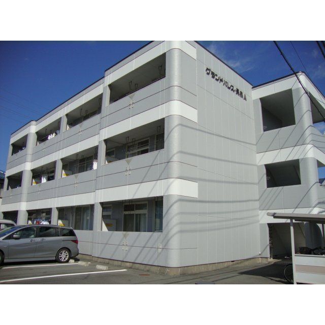 グランドパレス長泉Aの外観画像