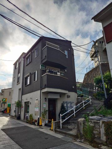 リッチヒルズの外観画像