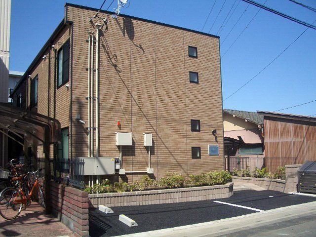 レオネクストロワールの外観画像