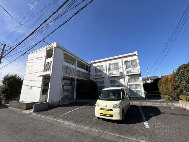レオパレスひばりヒルズの外観画像