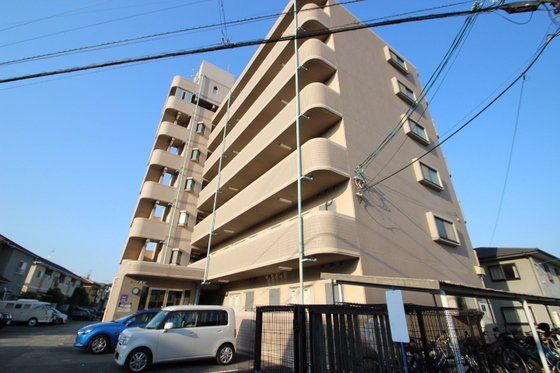 カーナ西田の外観画像