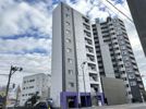 CROSS HALL 慶徳の外観画像
