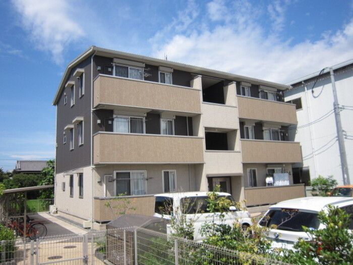アルト ポンテ ドゥーエ A棟の外観画像