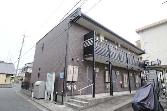 レオネクストシモイフクの外観画像