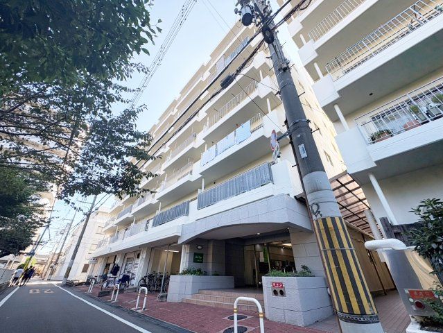 布施コープ弐号館の外観画像