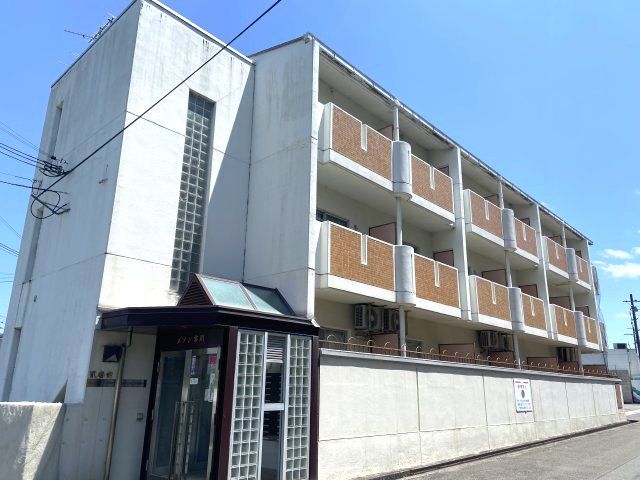 メゾン市川弐番館の外観画像