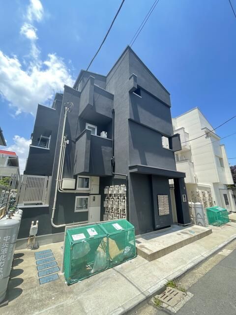 ロワール六浦壱番館の外観画像