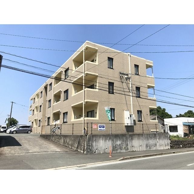 クレアンヌーヴの外観画像