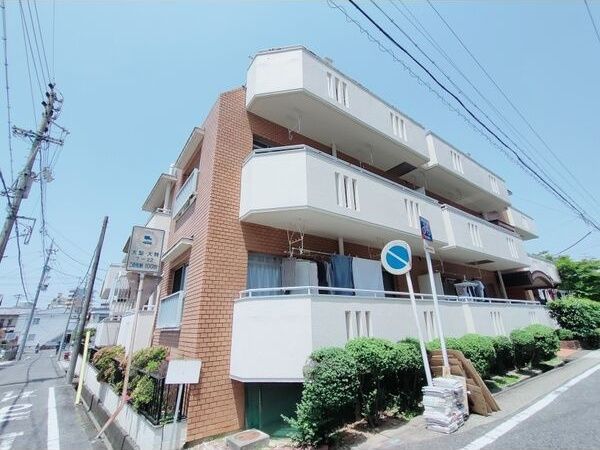 プレシオーサ見附の外観画像