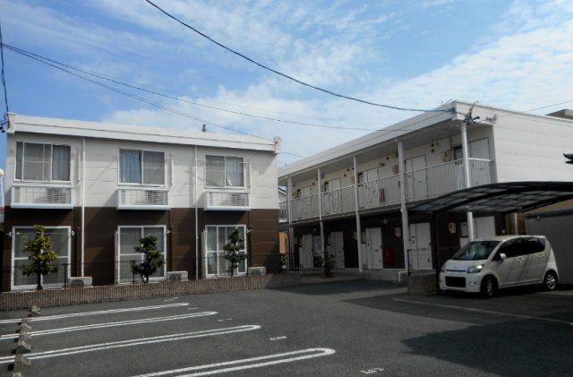 レオパレストルネードの外観画像