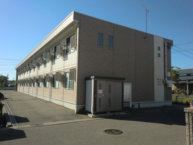 レオネクストアークセルシオの外観画像
