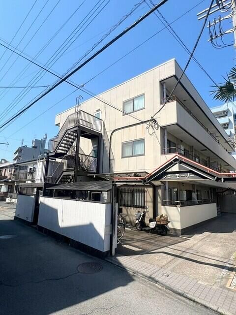 シェ・モーリーの外観画像