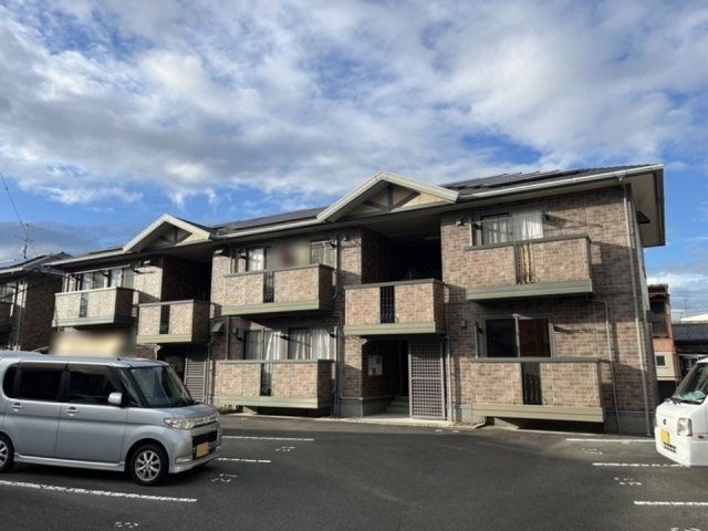 リビングタウン古川西 E棟の外観画像