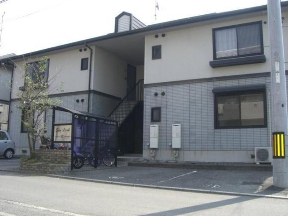 Sky Lark B棟の外観画像