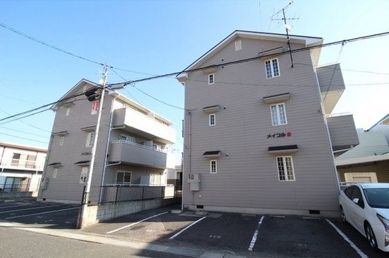 メイプルB棟の外観画像
