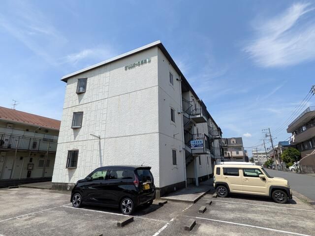 グリーンパーク根岸B棟の外観画像