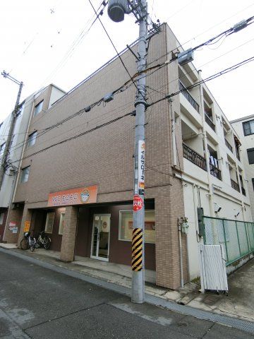 アズママンションの外観画像