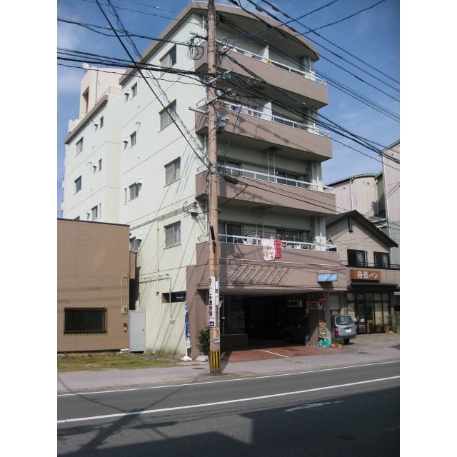 新屋敷いじまビルの外観画像