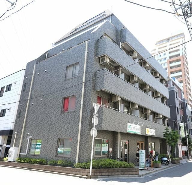 グリュックツアイトの外観画像