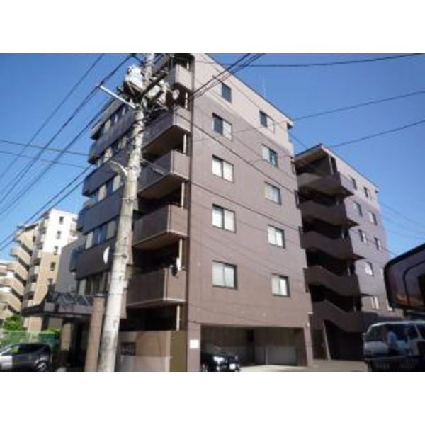 ロイヤルパレス上杉の外観画像