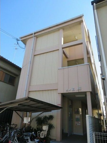 西町ロイヤルマンションの外観画像