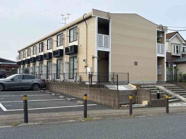 レオパレスHighBridgeの外観画像