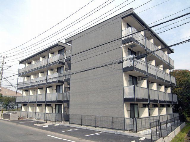 レオパレスM&Kの外観画像