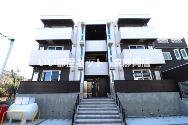 ONE UNIVERSITY PLACEの外観画像