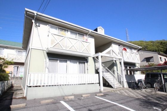 フレグランス中山台 A棟の外観画像