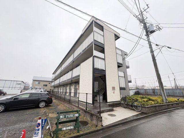 レオパレスリバーパークの外観画像
