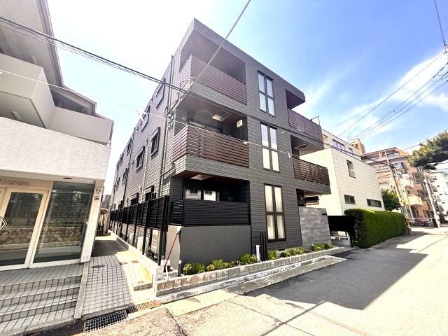Lazos Mikage (ラゾス ミカゲ)の外観画像