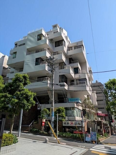 常盤松ロイアルハイツの外観画像