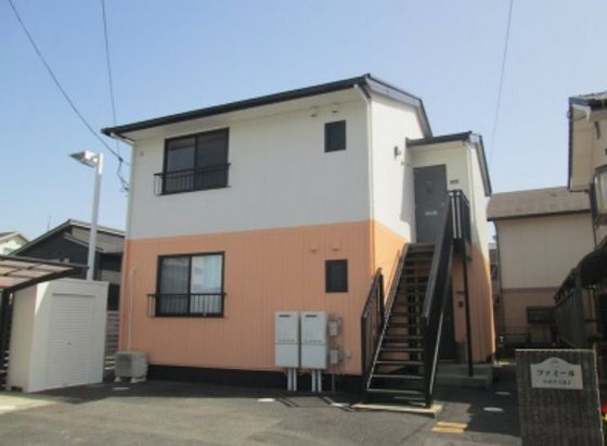 ファミールのざきの外観画像