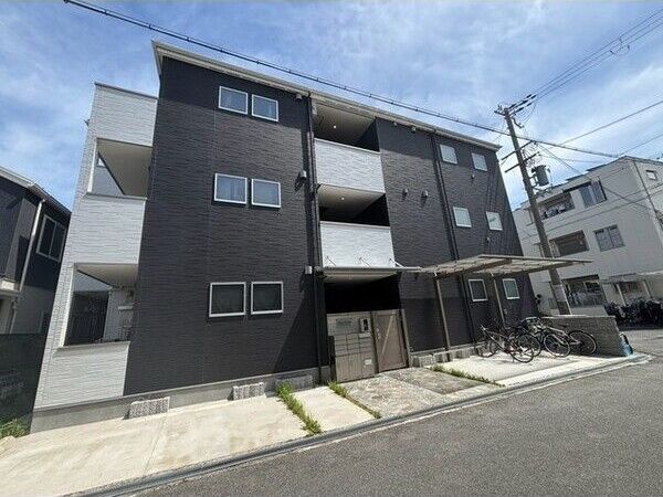 Amour Ville江坂の外観画像