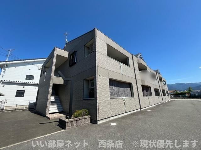 イーストリバーⅢの外観画像