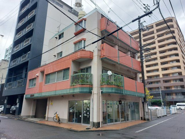 武智ビルの外観画像
